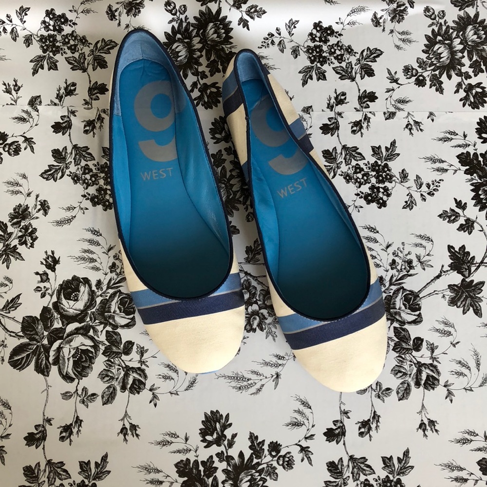 Nine West cream and blue striped shoes